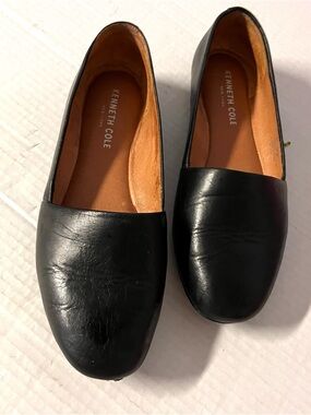 Kenneth Cole Black Leather Slip-On Flats for Women 7M